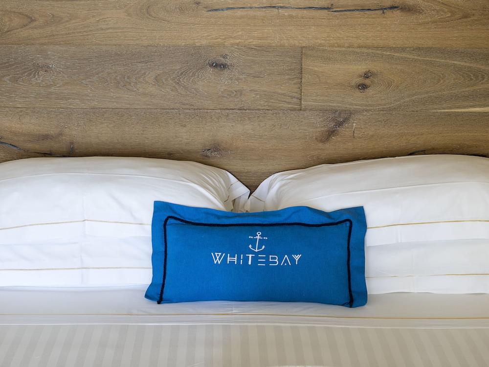 White Bay Hotel